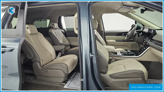 KIA CARNIVAL 9-SEATER SIGNATURE