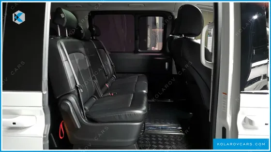 HYUNDAI STARIA 4WD TOURER 11-SEATER