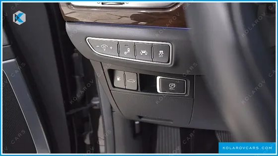 GENESIS EQ900 3.8 GDI AWD