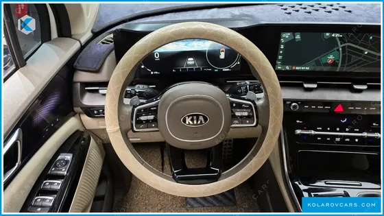 KIA CARNIVAL 9-SEATER SIGNATURE