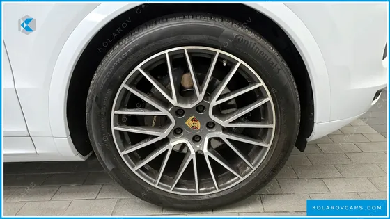 PORSCHE CAYENNE 3.0 COUPE