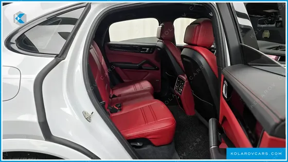 PORSCHE CAYENNE 3.0 COUPE