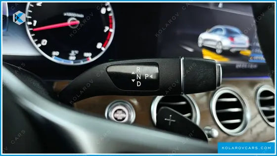 MERCEDES E-CLASS E300 4MATIC EXCLUSIVE