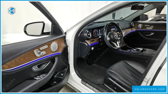 MERCEDES E-CLASS E300 4MATIC EXCLUSIVE