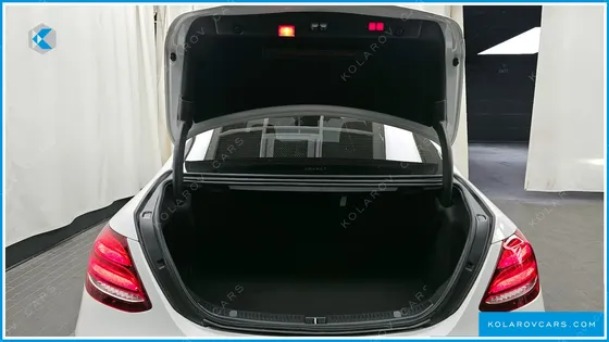 MERCEDES E-CLASS E300 4MATIC EXCLUSIVE