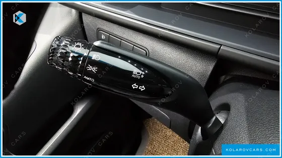 HYUNDAI STARIA HEV 1.6 CARGO 5-SEATER