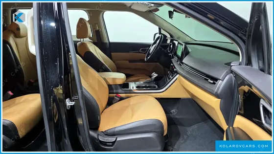 KIA CARNIVAL 9-SEATER PRESTIGE