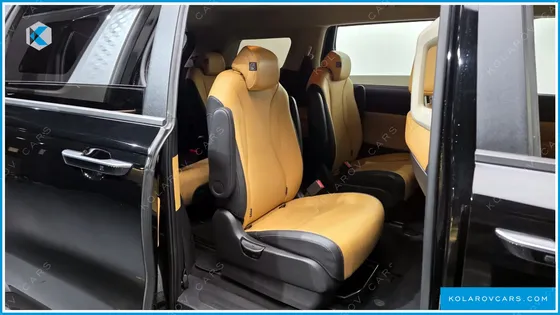 KIA CARNIVAL 9-SEATER PRESTIGE