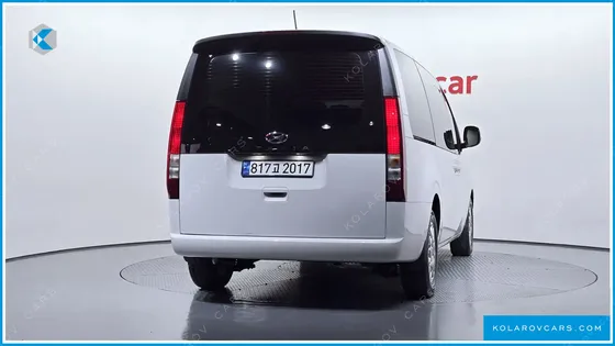HYUNDAI STARIA CARGO 5-SEATER