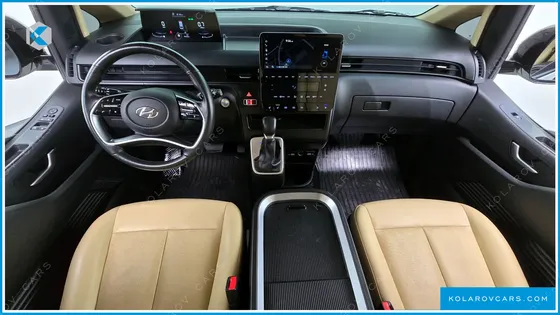HYUNDAI STARIA CARGO 5-SEATER