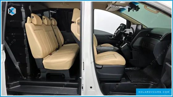 HYUNDAI STARIA CARGO 5-SEATER