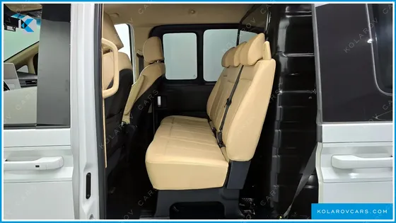 HYUNDAI STARIA CARGO 5-SEATER