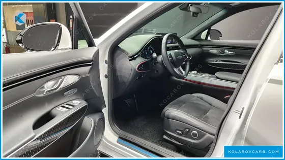 GENESIS GV70 2.5T GASOLINE 2WD