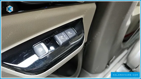 KIA CARNIVAL 7-SEATER NOBLESSE