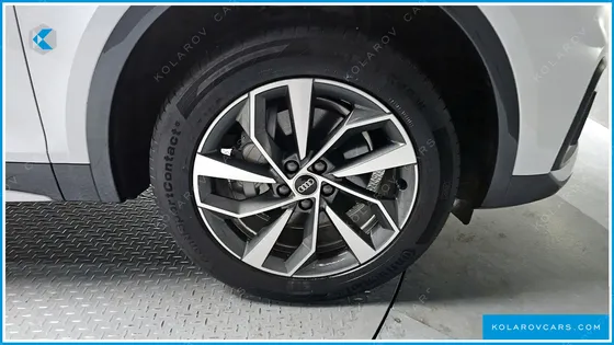 AUDI Q5 45 TFSI QUATTRO