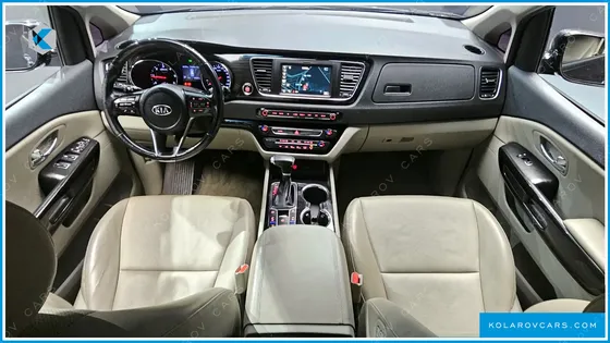 KIA CARNIVAL 9-SEATER PRSTIGE