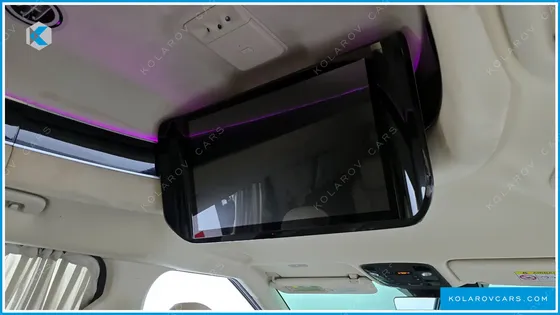 KIA CARNIVAL 9-SEATER HI-LIMOUSINE