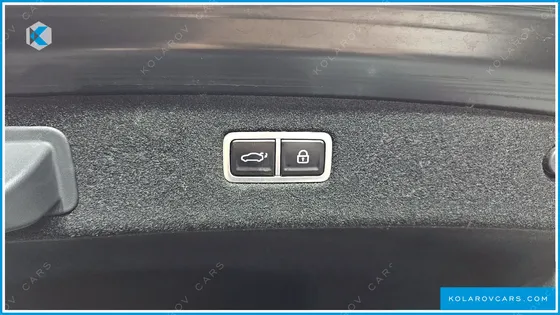 GENESIS G90 GASOLINE 3.5 TURBO AWD