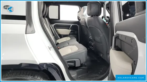 LAND ROVER DEFENDER 130 D300 X-DYNAMIC HSE