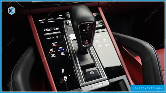 PORSCHE CAYENNE 3.0 PLATINUM EDITION