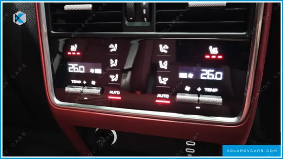 PORSCHE CAYENNE 3.0 PLATINUM EDITION