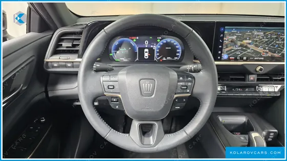 TOYOTA CROWN 2.5 4WD HYBRID