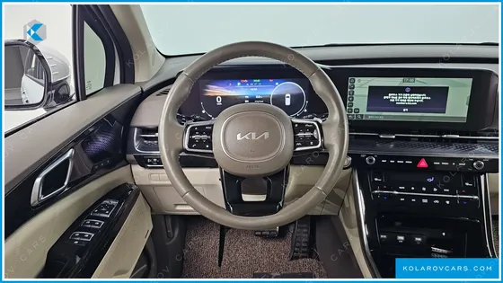 KIA CARNIVAL 9-SEATER HI-LIMOUSINE