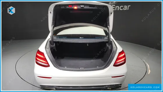 MERCEDES E-CLASS E300 AVANTGARDE