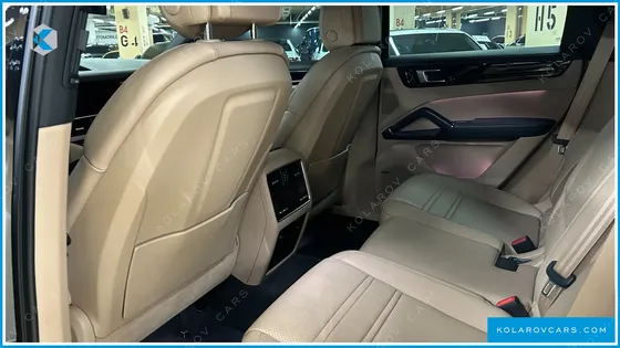 PORSCHE CAYENNE 3.0 COUPE