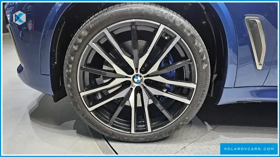 BMW X5 M50D