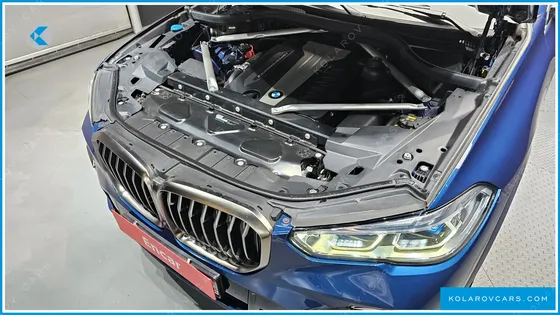 BMW X5 M50D