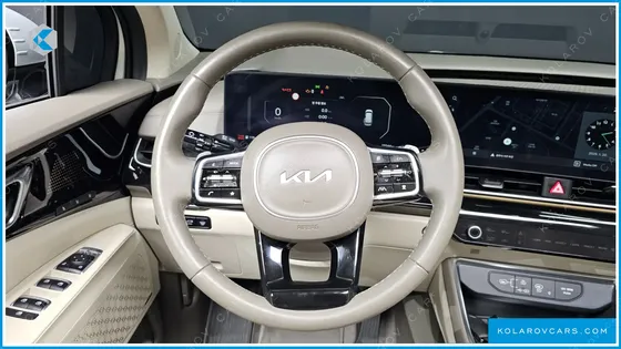 KIA CARNIVAL 7-SEATER SIGNATURE