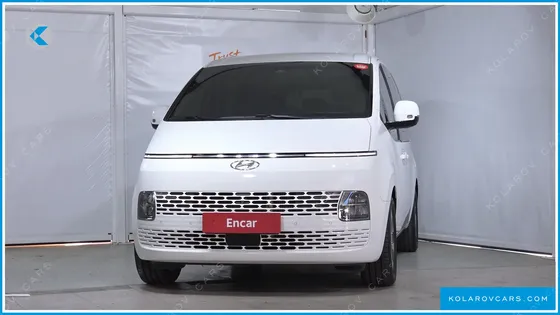 HYUNDAI STARIA TOURER 11-SEATER