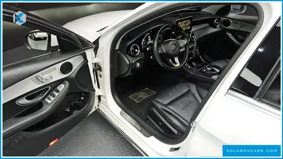 MERCEDES C-CLASS C220 D AVANTGARDE