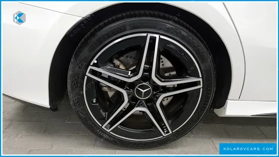 MERCEDES A-CLASS AMG A35 4MATIC SEDAN