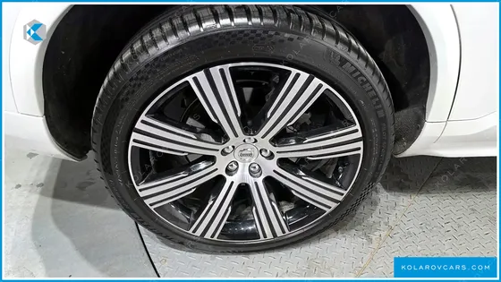 VOLVO XC90 B6 ULTIMATE BRIGHT