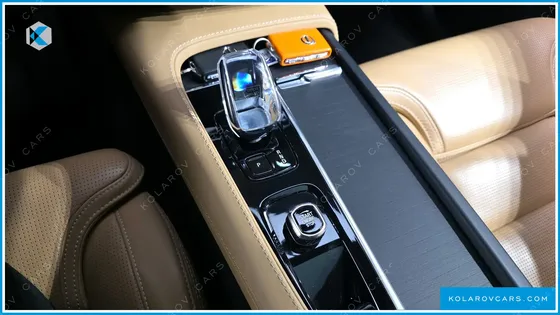 VOLVO XC90 B6 ULTIMATE BRIGHT
