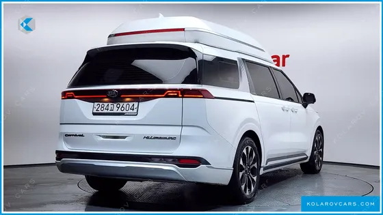 KIA CARNIVAL GASOLINE 7-SEATER HI-LIMOUSINE