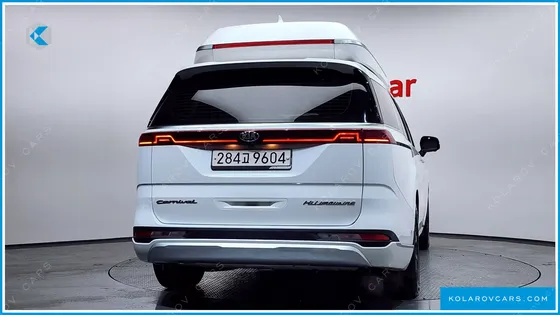 KIA CARNIVAL GASOLINE 7-SEATER HI-LIMOUSINE