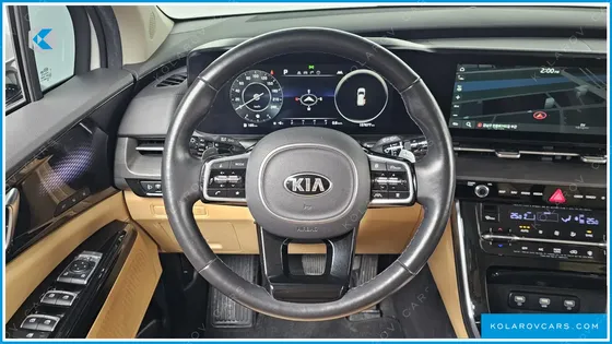 KIA CARNIVAL 9-SEATER SIGNATURE