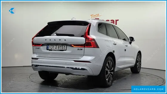 VOLVO XC60 B5 INSCRIPTION