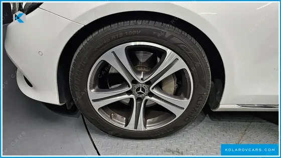 MERCEDES E-CLASS E300 AVANTGARDE