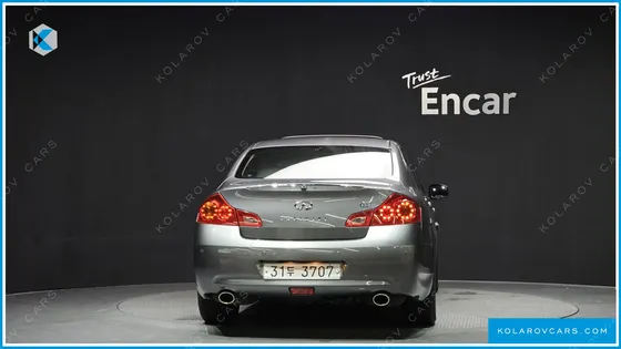 INFINITY G SEDAN LUXURY
