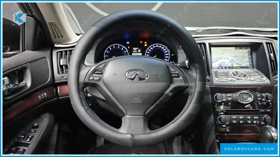 INFINITY G SEDAN LUXURY