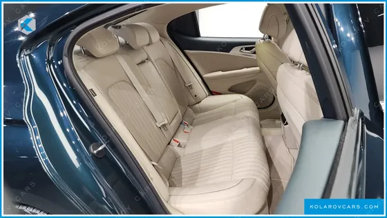 GENESIS G70 GASOLINE 2.5T 4WD
