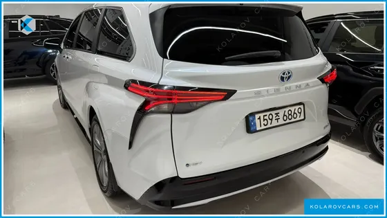TOYOTA SIENNA 2.5 HYBRID 2WD