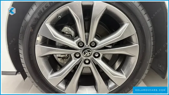 TOYOTA SIENNA 2.5 HYBRID 2WD
