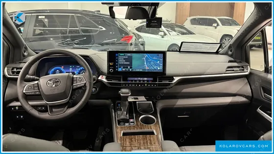 TOYOTA SIENNA 2.5 HYBRID 2WD