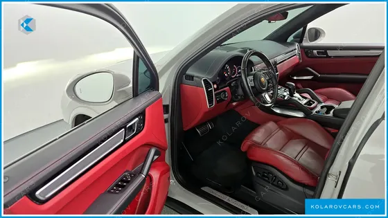 PORSCHE CAYENNE 4.0 TURBO
