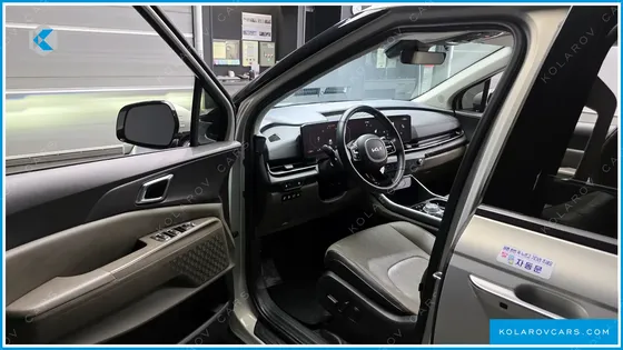 KIA CARNIVAL GASOLINE 9-SEATER NOBLESSE